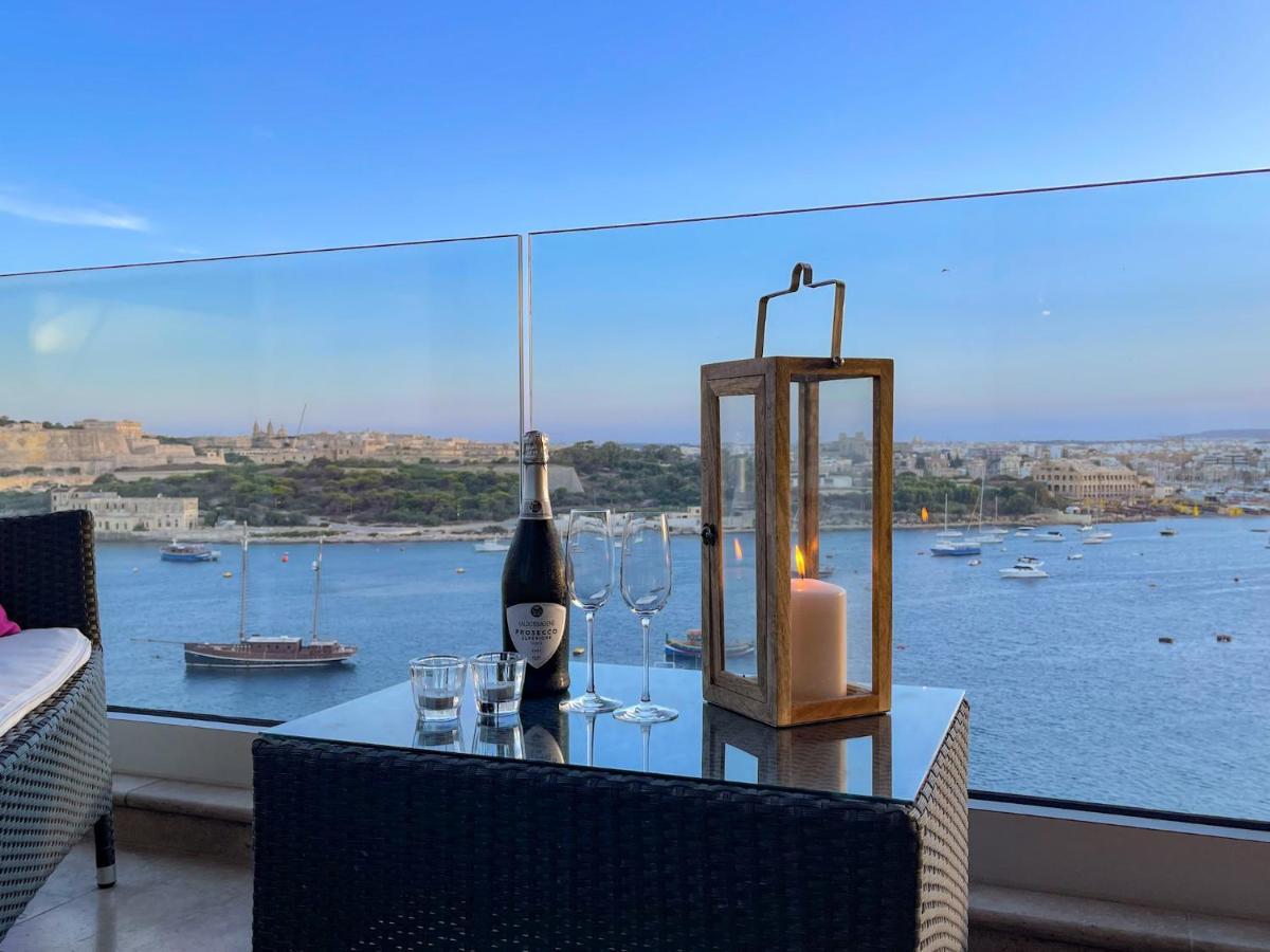 Unique Seafront Triplex Penthouse With Panoramic Bedroom & Rooftop Jacuzzi Overlooking Valletta スリーマ エクステリア 写真