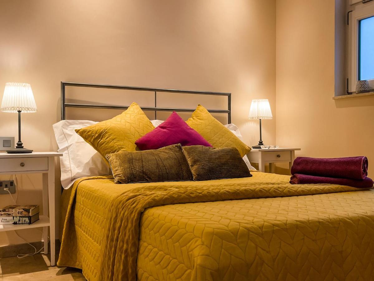 Unique Seafront Triplex Penthouse With Panoramic Bedroom & Rooftop Jacuzzi Overlooking Valletta スリーマ エクステリア 写真